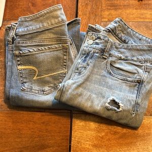 2 Pair American Eagle Artist Stretch Jeans Size 6R Light Med Wash Blue